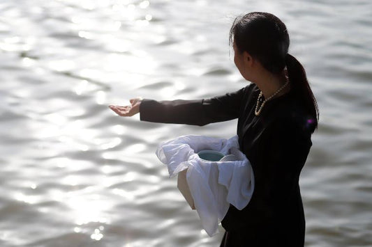 Scattering of Ashes at Sea